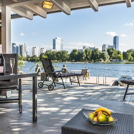 Ajo Vienna Beach - Contactless Check-In エクステリア 写真