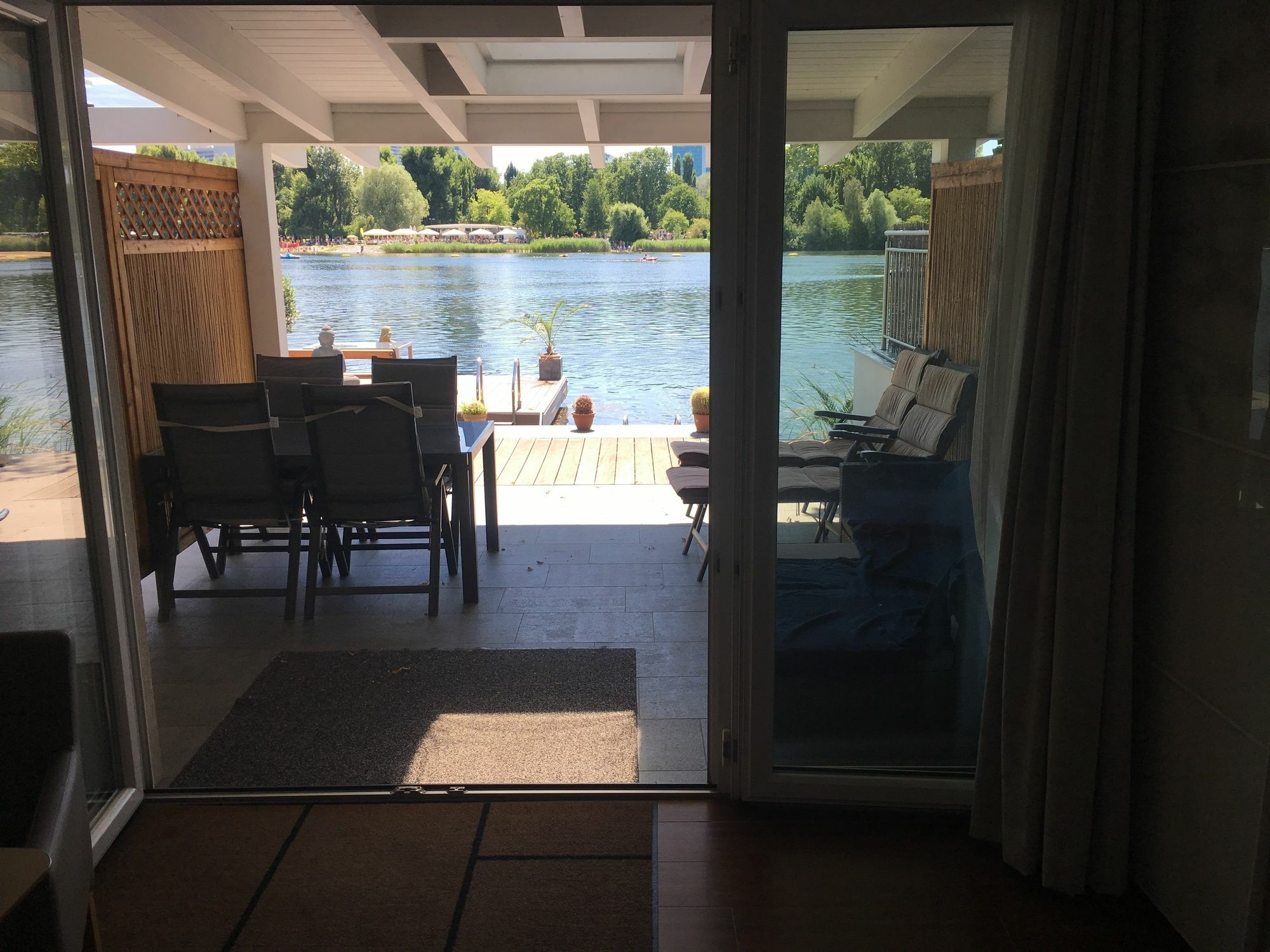 Ajo Vienna Beach - Contactless Check-In エクステリア 写真