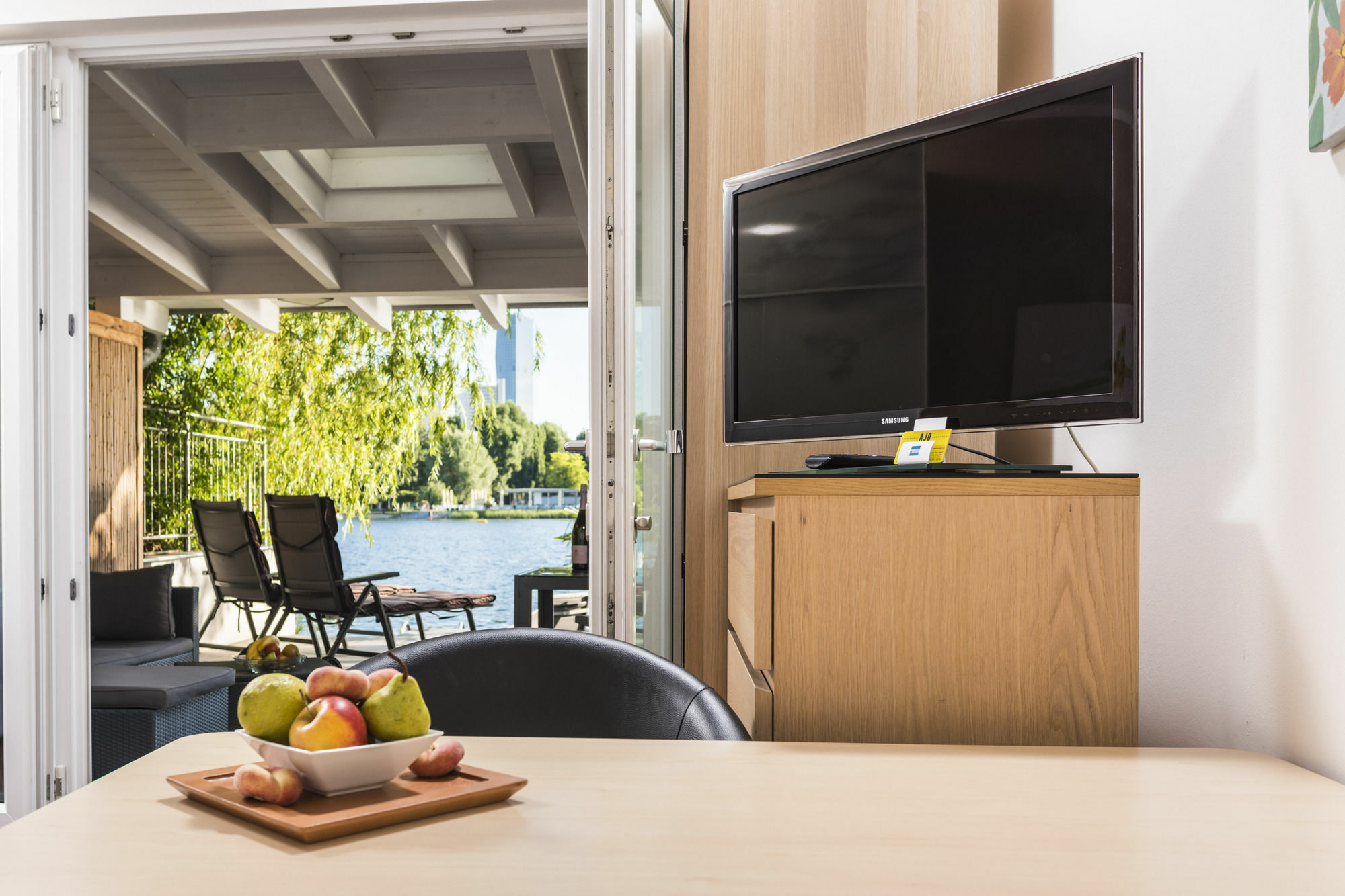 Ajo Vienna Beach - Contactless Check-In エクステリア 写真