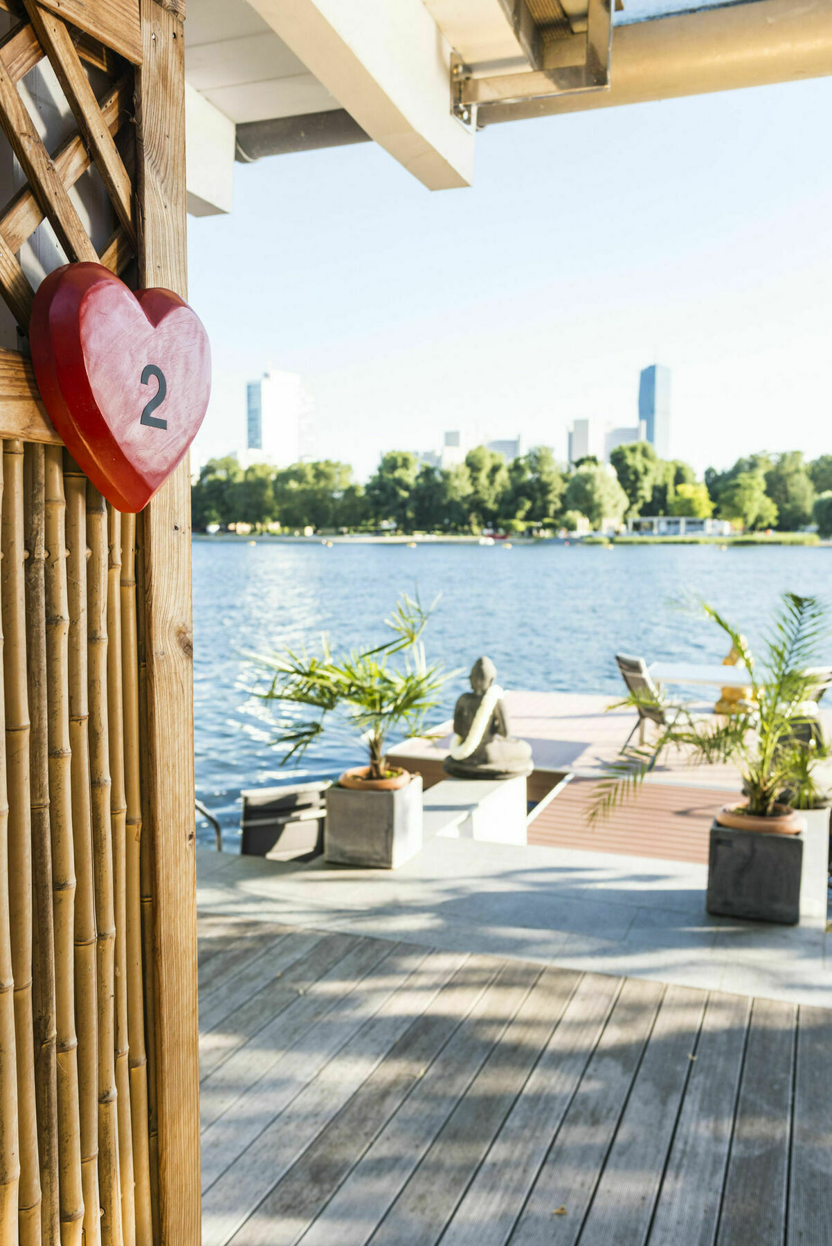 Ajo Vienna Beach - Contactless Check-In エクステリア 写真