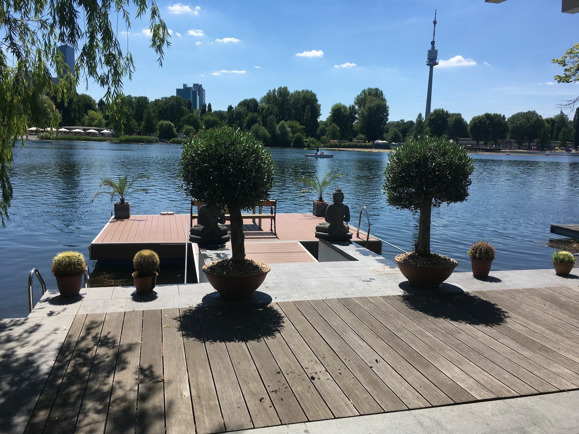 Ajo Vienna Beach - Contactless Check-In エクステリア 写真