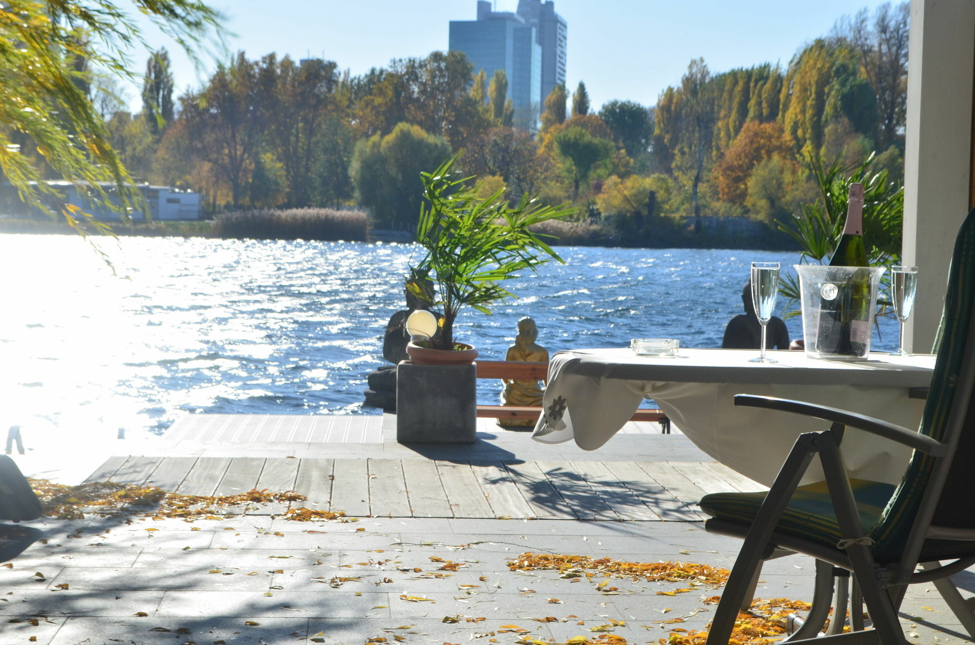Ajo Vienna Beach - Contactless Check-In エクステリア 写真